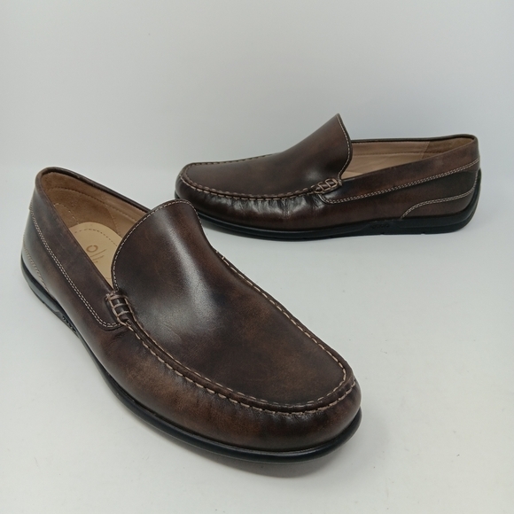 ECCO Classic Moc 2.0 Driving Loafers - Picture 1 of 9